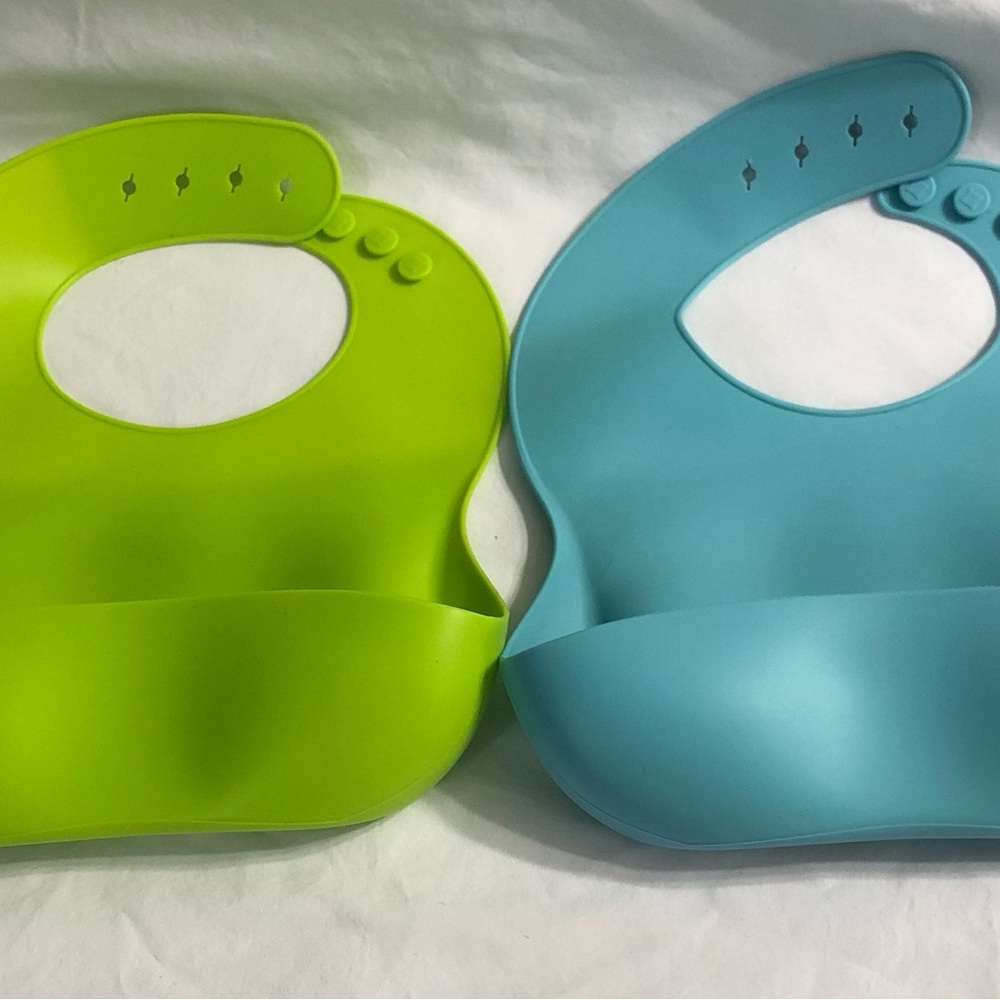 Silicone Baby Bib Set - Green and Blue